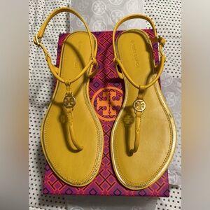 Emmy Flat leather Tory Burch Thong sandal